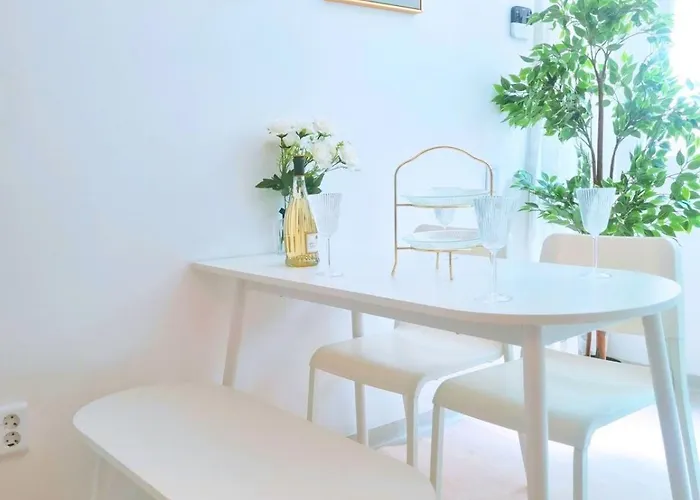 Apartment Hongdae Ttasup Stay- 3mins To Hongdae Entrance Station Seoul
